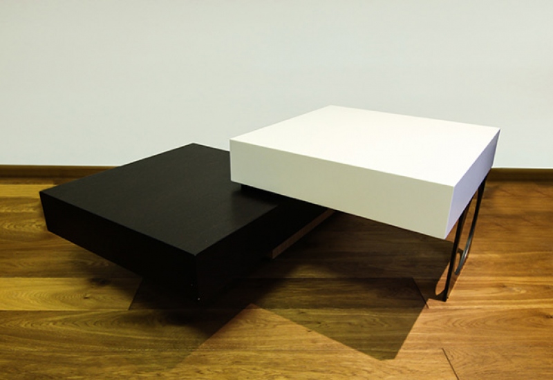 Caffe table